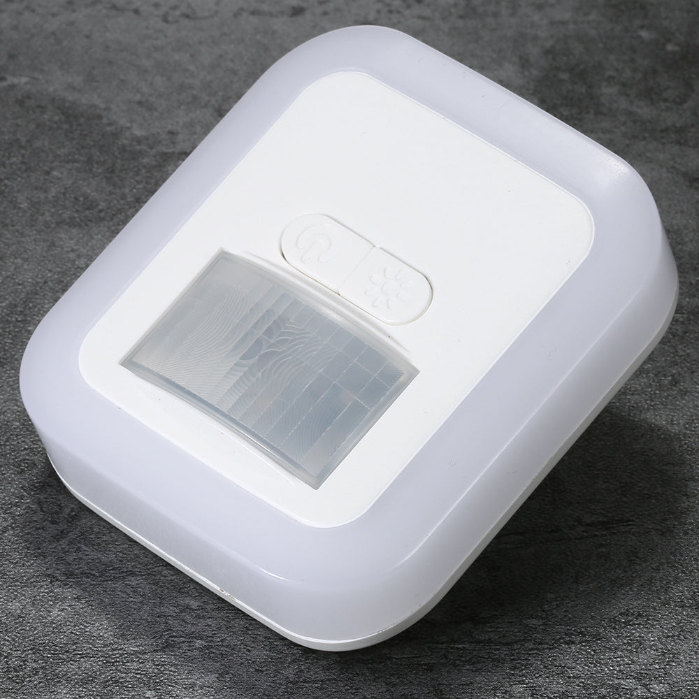 Body sensor toilet night light